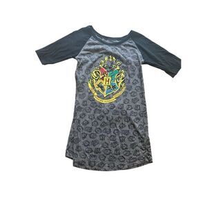 Wizarding World Harry Potter Universal Studios womens sleep shirt top Hogwarts M